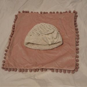 Early 00’s crochet beanie